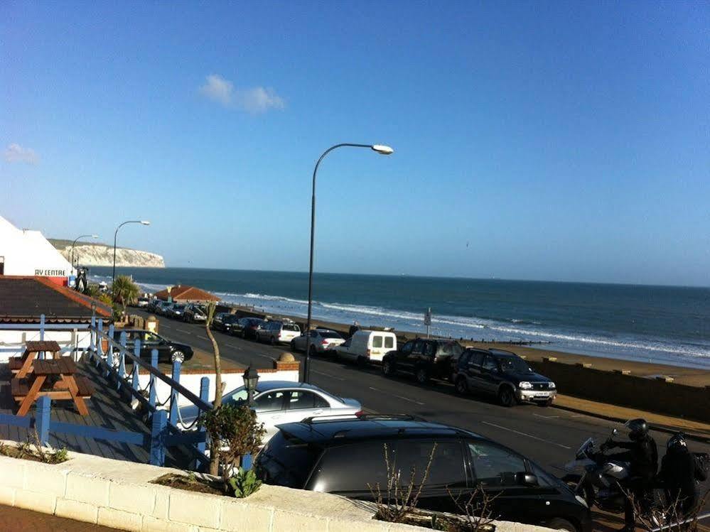 Marina Hotel 2*