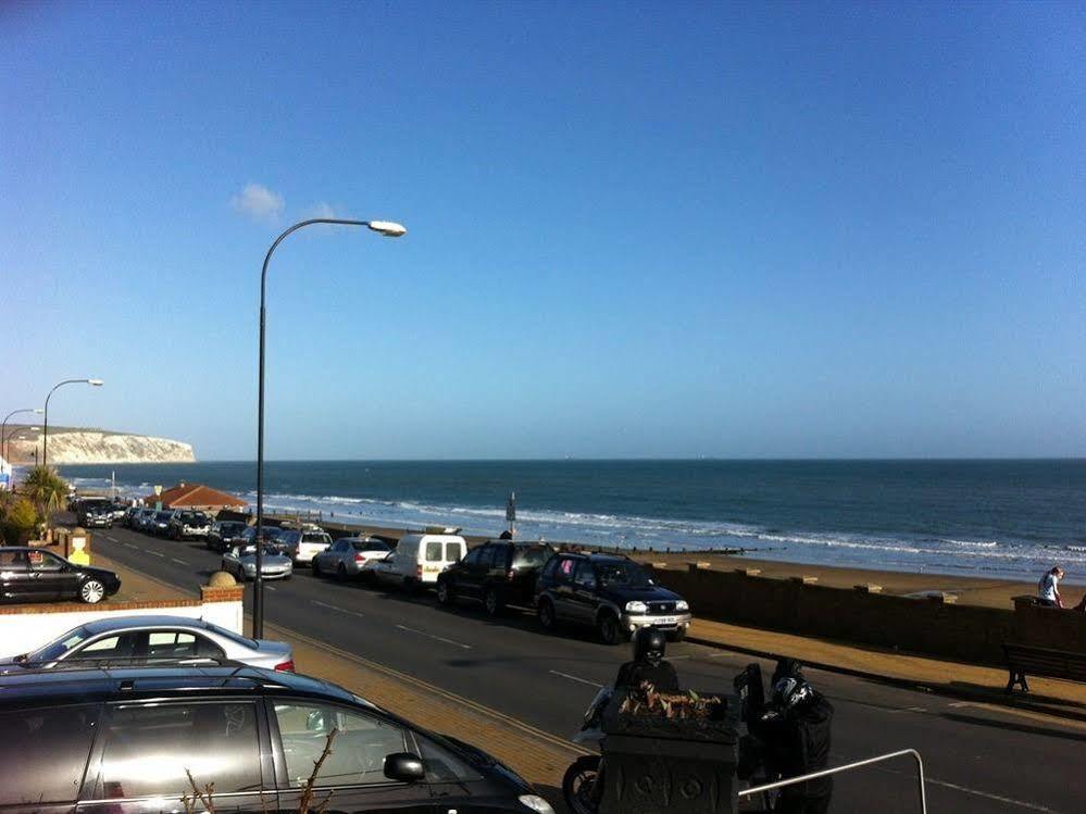 Marina Hotel Sandown