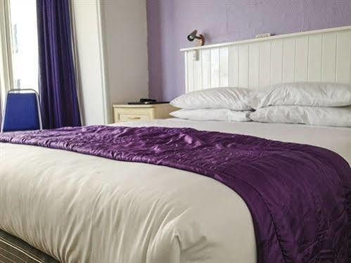 Hotel Marina 2*
