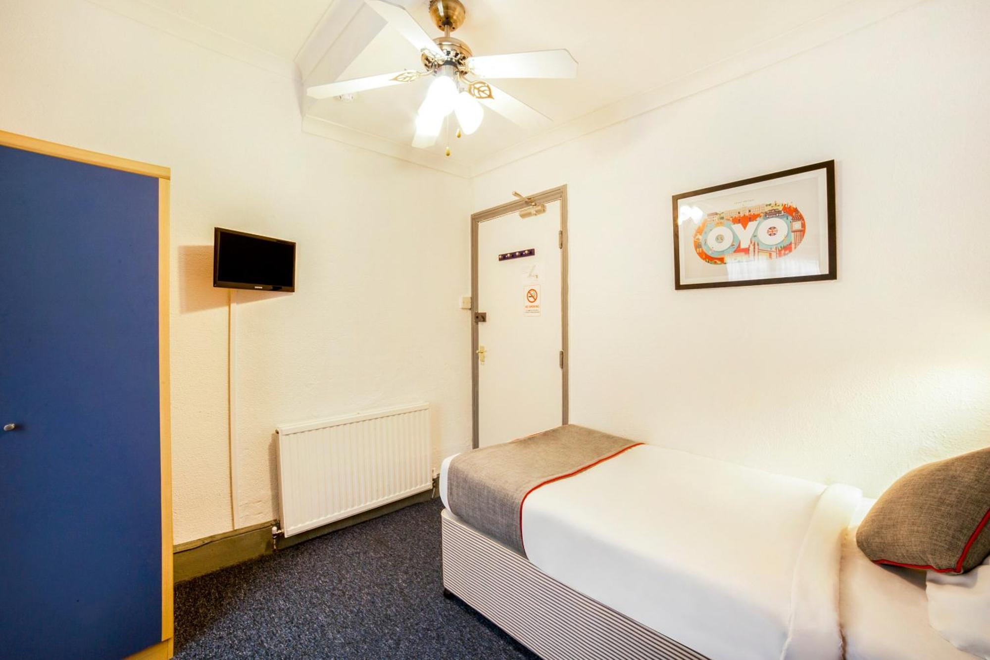 Hotel Marina 2*